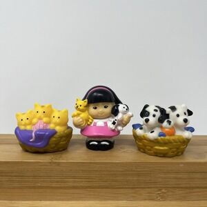 Fisher Price Little People Chunky Sonya Lee Holding Kitten/Puppy